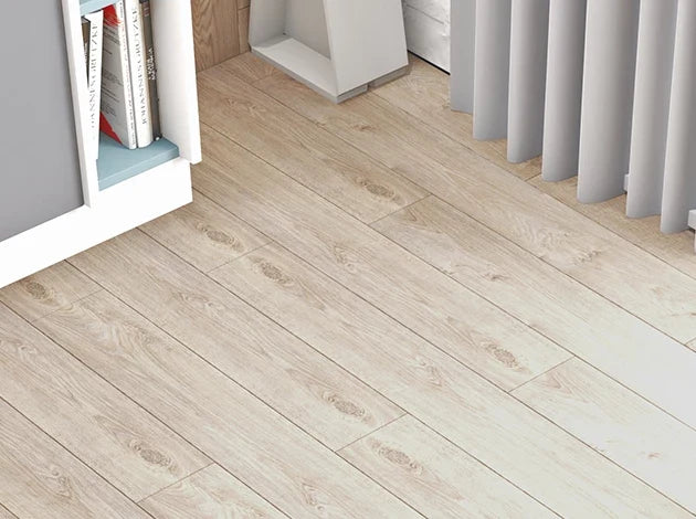 Luxury Logan 8mm Laminate Flooring - 1.83m2 Pack