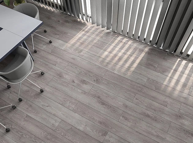 Luxury Toros 8mm Laminate Flooring - 1.83m2 Pack