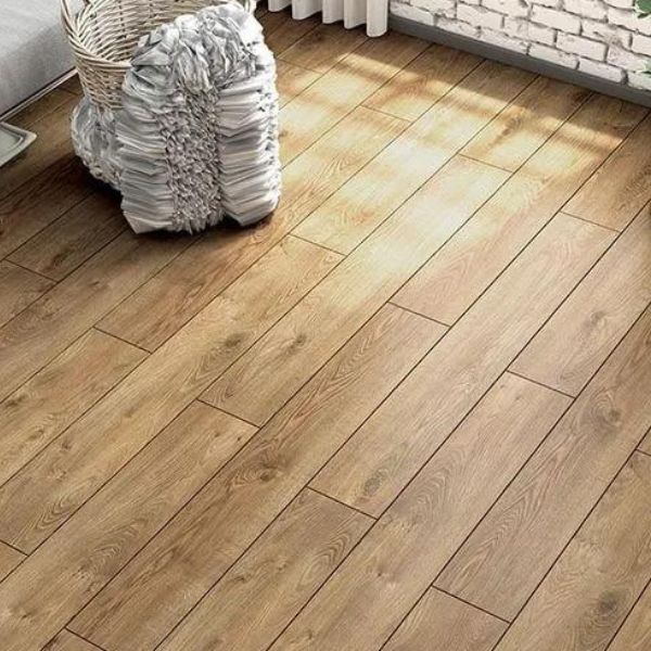 Luxury Atlas Dark Oak 8mm Laminate Flooring - 1.83m2 Pack